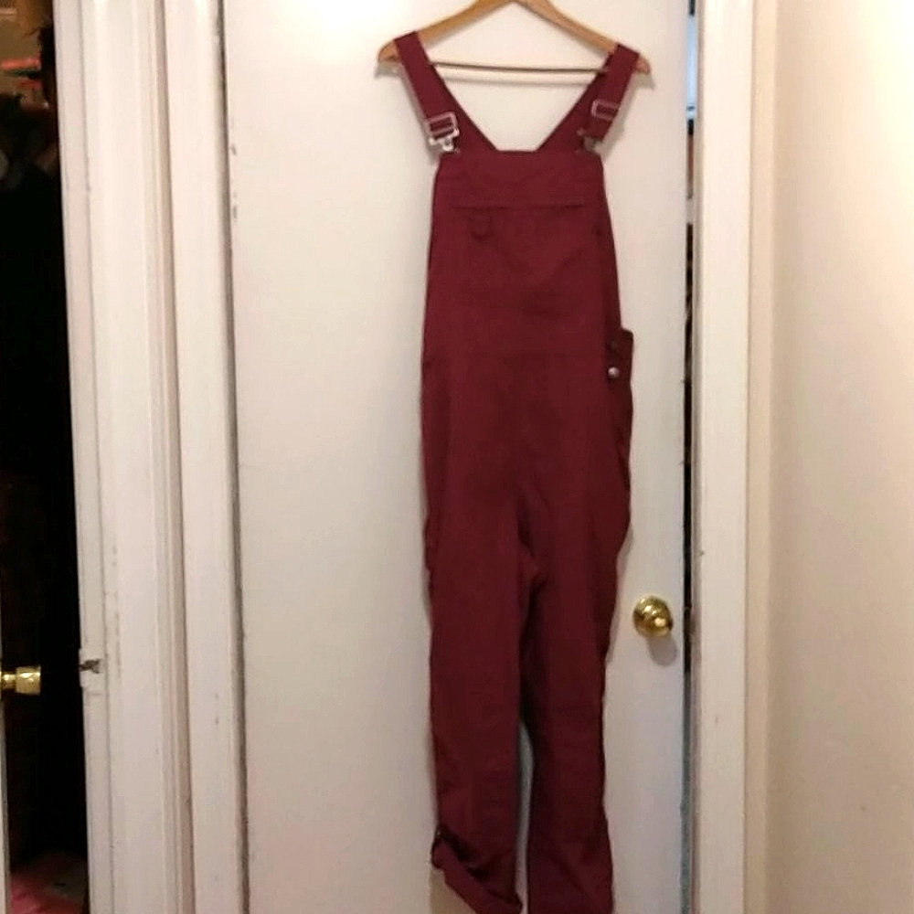 Duluth Trading Co women's Bib Overalls